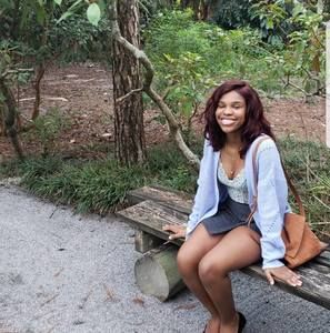 Meet your Posher, Natacha